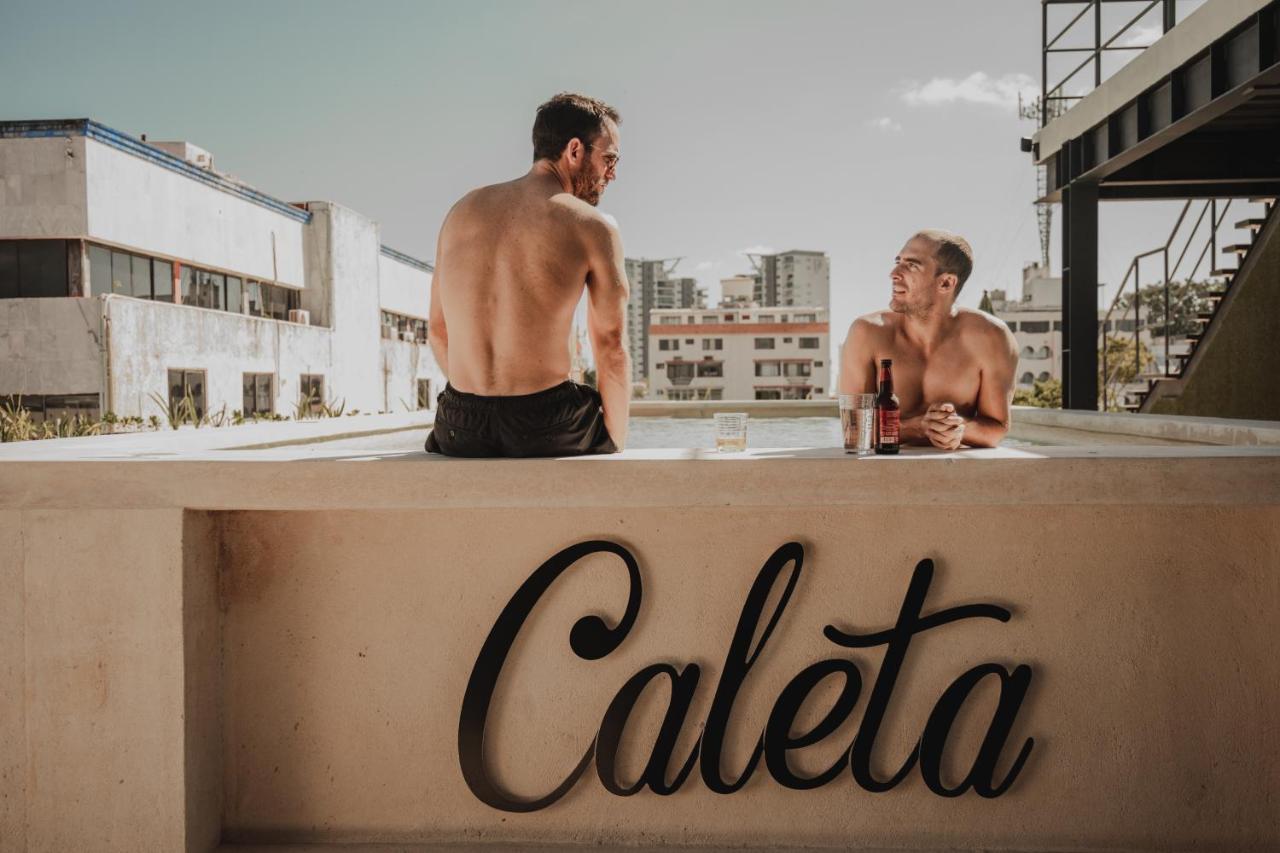 Caleta Hostel Rooftop & Pool Cancún Zewnętrze zdjęcie