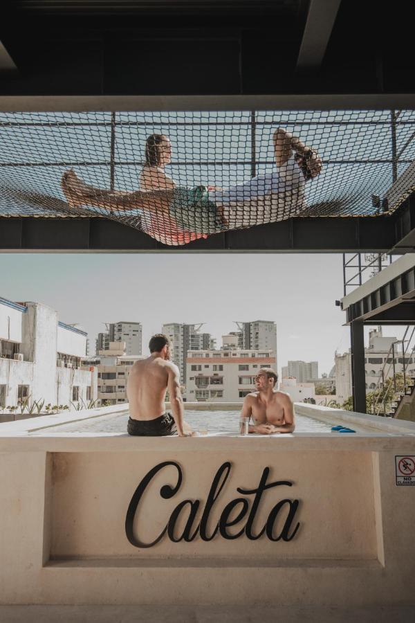 Caleta Hostel Rooftop & Pool Cancún Zewnętrze zdjęcie