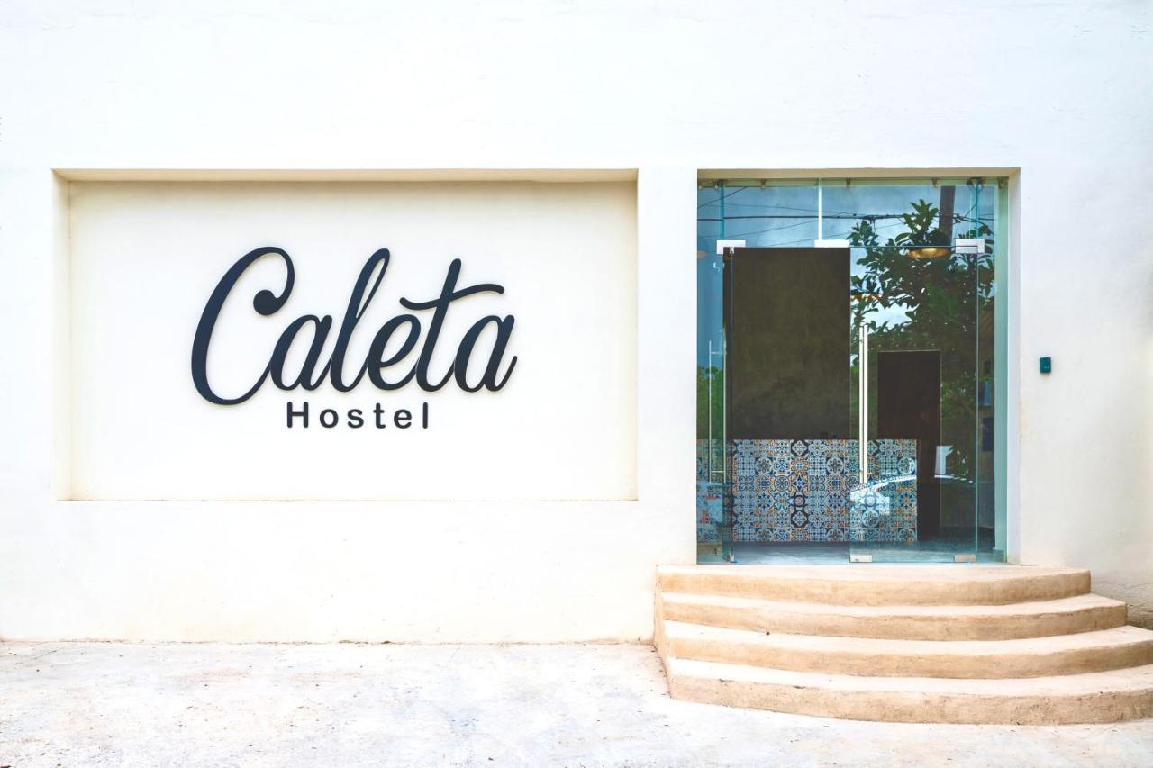 Caleta Hostel Rooftop & Pool Cancún Zewnętrze zdjęcie