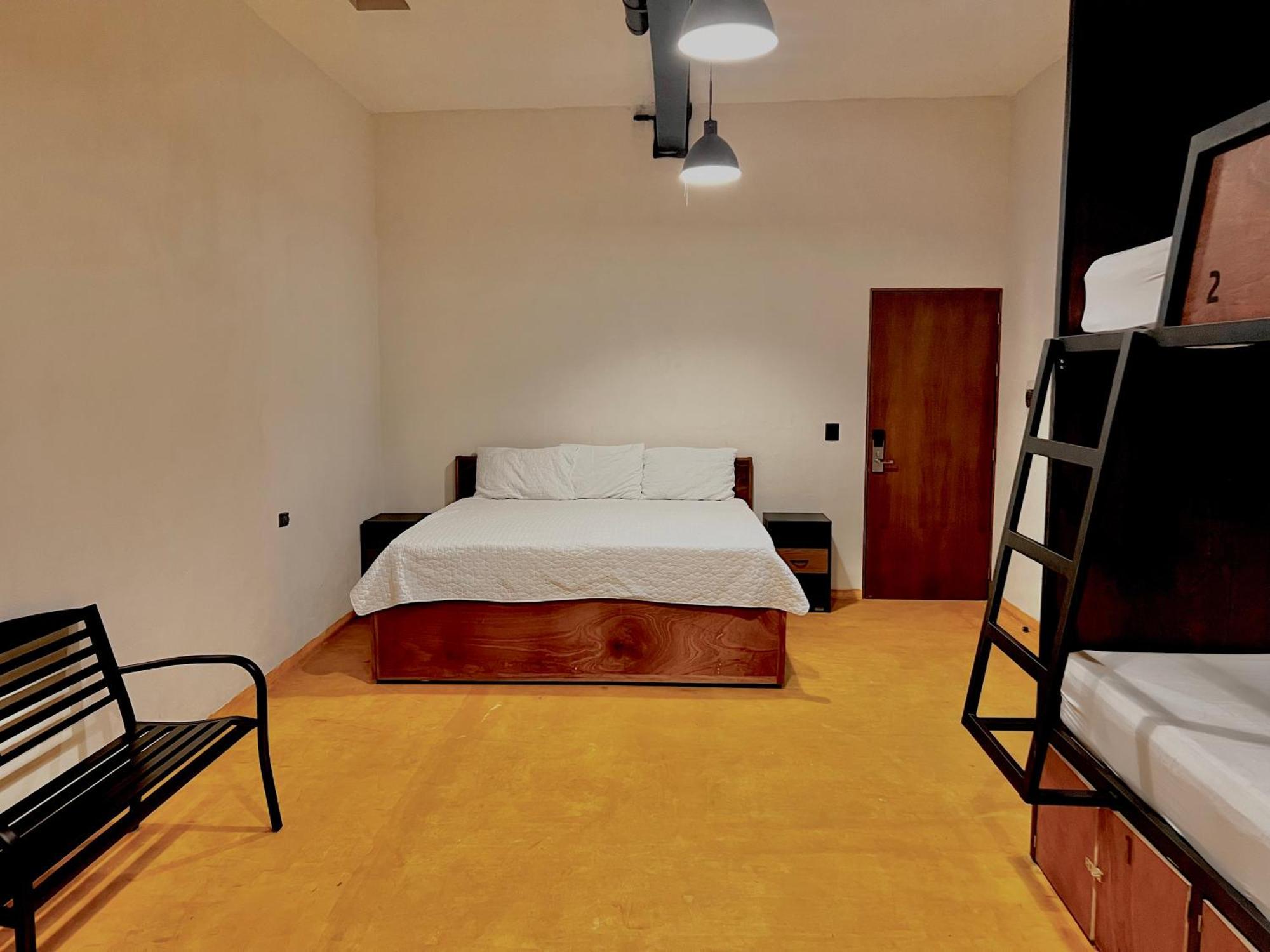 Caleta Hostel Rooftop & Pool Cancún Zewnętrze zdjęcie